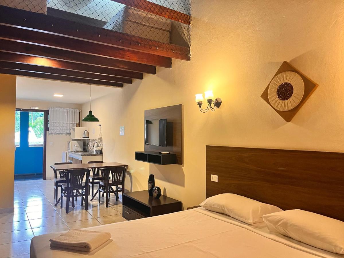 Delphin Apartamento 7 Ilhabela Eksteriør billede